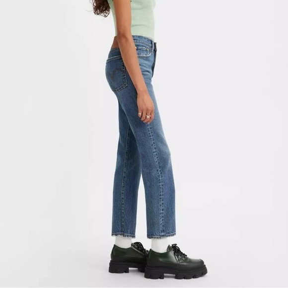 Levi's Big E Premium Wedgie Straight Fit Jeans, Unstoppable Wear Dark Wash - Picture 2 of 9